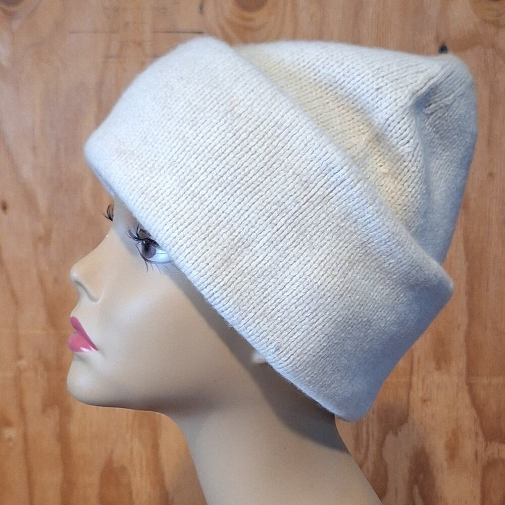 Everlane Cabin Beanie Women's OSFM Cream 97% Wool Cozycore Winter Outdoors - Picture 5 of 7